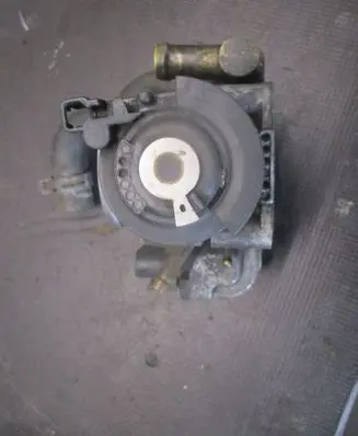 Audi A4 S4 B5 8D Throttle body valve 058133063H