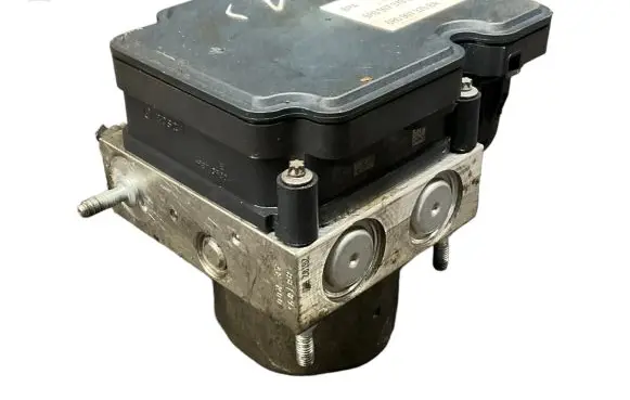 Audi A1 ABS Pump 6R0614517AL 6R0907379BA