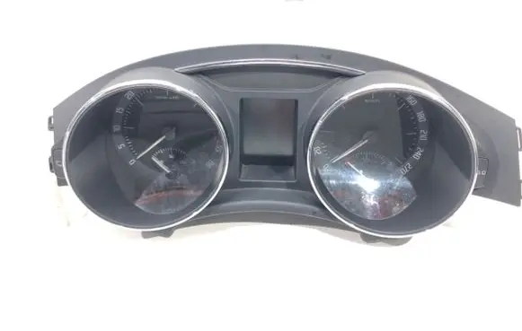 Speedometer (instrument cluster)