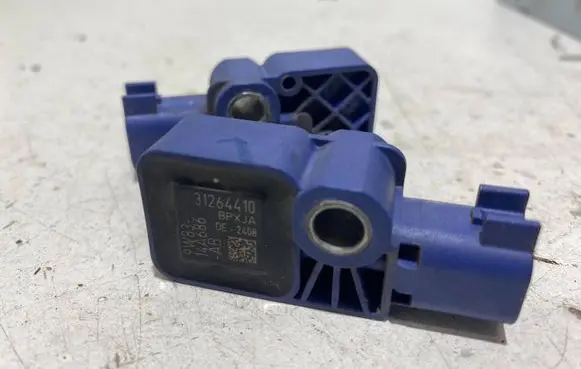 Volvo V50 Airbag deployment crash/impact sensor 31264410