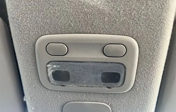 Nissan X-Trail T30 Other interior light 