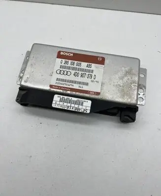 Audi A4 S4 B5 8D Engine control unit/module 4D0907379D 0265108005 DT0502951294