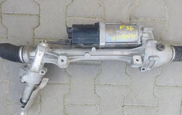 BMW 4 F32 F33 Steering rack 6889107