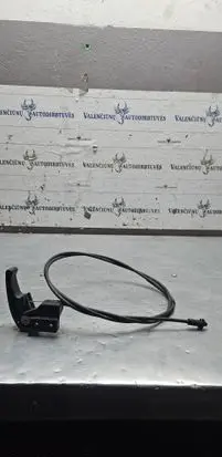 Engine bonnet/hood lock release cable