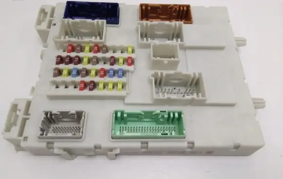 Ford Focus Fuse module F1DT14A073DF