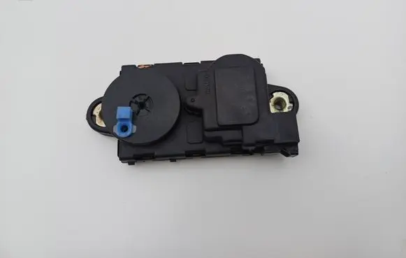 Hyundai Lantra I Central locking motor 