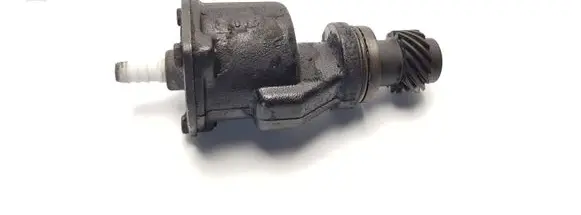 Volkswagen PASSAT B5 Vacuum pump 028207A