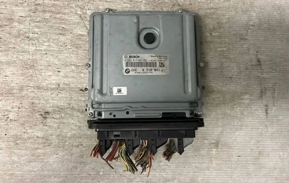 BMW X5 E70 Engine control unit/module 8510841