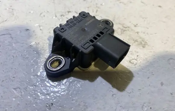 Mercedes-Benz E W212 ESP (stability system) control unit A0009059101 0265005876 1275100853