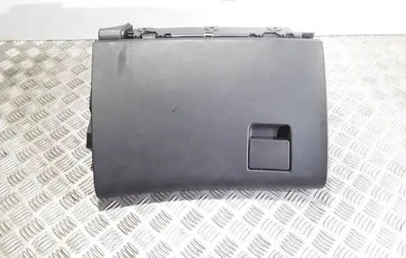 Opel Insignia A Glove box 1014668 13308550
