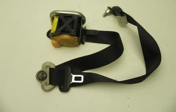 Mazda CX-7 Front seatbelt C9586N M1554