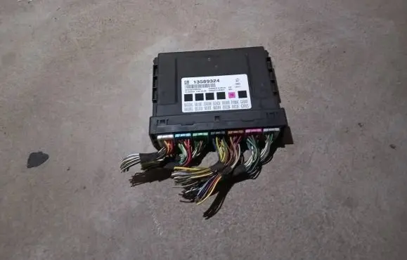 Chevrolet Volt I Other control units/modules 13589324 F00HJ01086