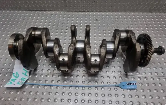 Volkswagen Golf VI Crankshaft 038AA 10381AA