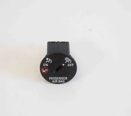 Chevrolet Volt I Passenger airbag on/off switch 13577258