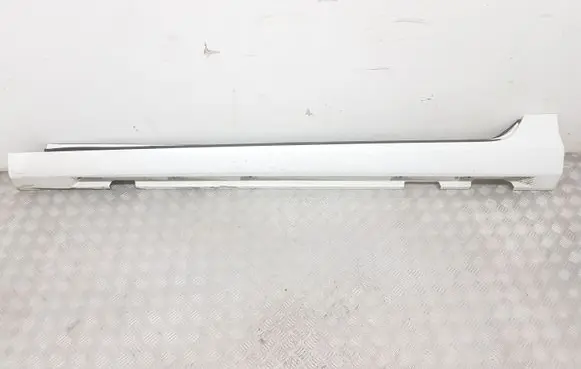 Volvo V60 Sill 39811916