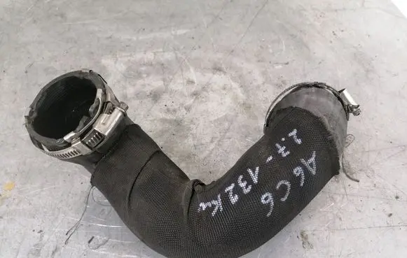 Audi A6 S6 C6 4F Intercooler hose/pipe 4F0145737G