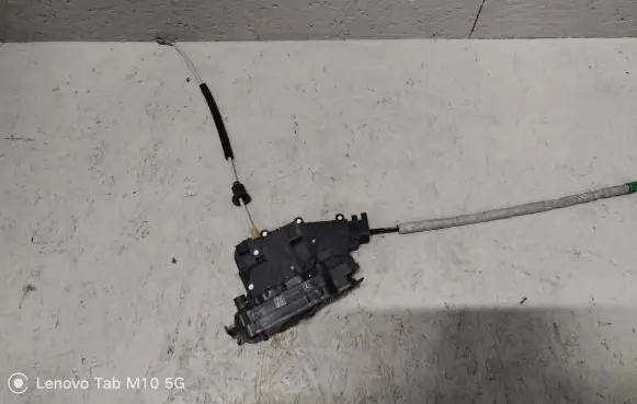 Mercedes-Benz GL X166 Front door lock A0997208801