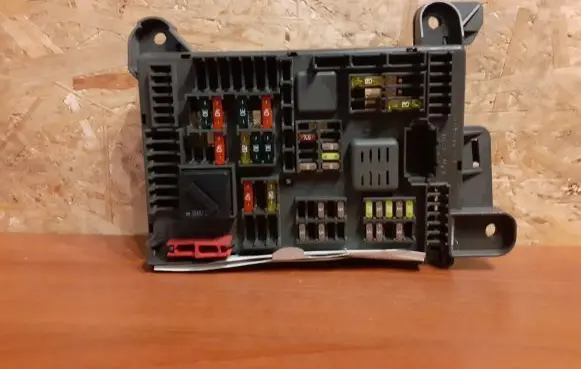 BMW X5 E70 Fuse box set 6931687 518954021A