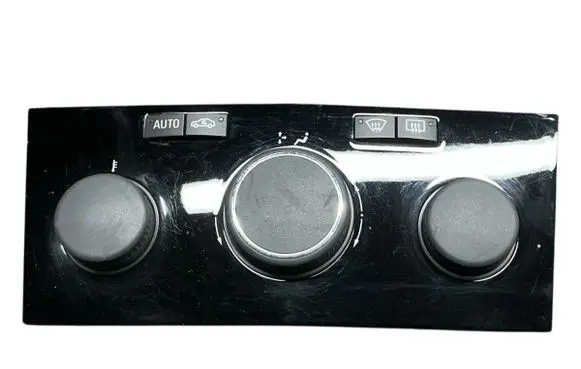 Opel Zafira B Climate control unit 0AM7508C68 901513650003 13250622