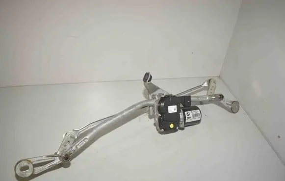 BMW 5 G30 G31 Front wiper linkage and motor 2709189 61612709189 7478615