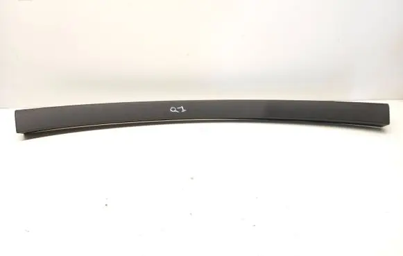 Audi Q7 4L Tailgate trim 4L0867606A 4L0867606