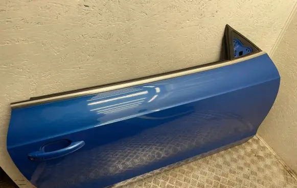 Door (2 Door Coupe)