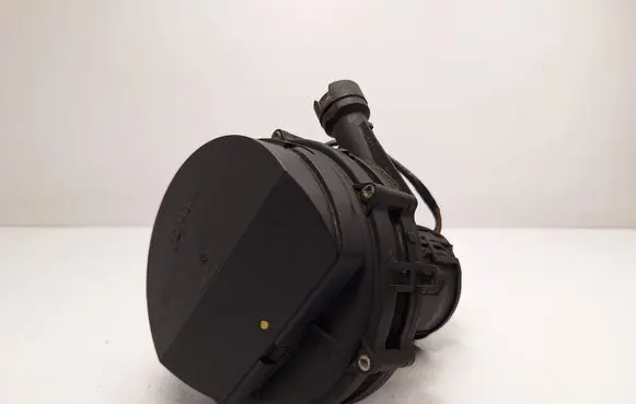 BMW 5 E39 Secondary air pump 1433958 11721433958