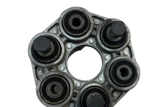 BMW 3 F30 F35 F31 Rear prop shaft donut coupling/joint 7610372 26117610372