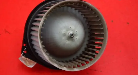 Mitsubishi Lancer VIII Heater fan/blower