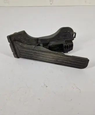 Volkswagen Caddy Accelerator throttle pedal 