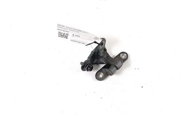 Mercedes-Benz ML W164 Front door upper hinge A2517201437