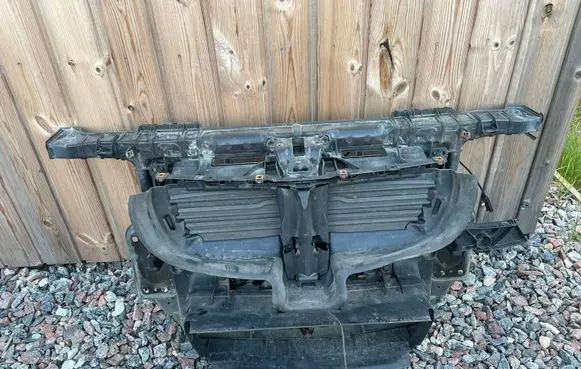 BMW 1 E81 E87 Radiator support slam panel 1857513007
