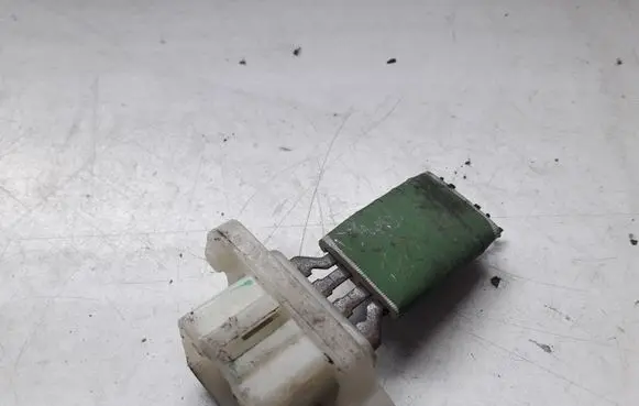 Ford Focus Heater blower fan relay 