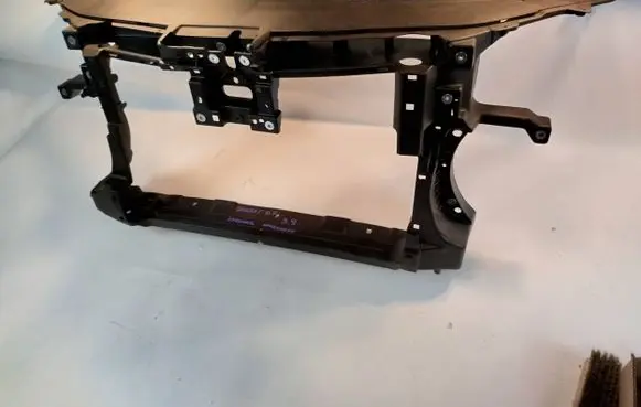 Volkswagen PASSAT B7 Front bumper