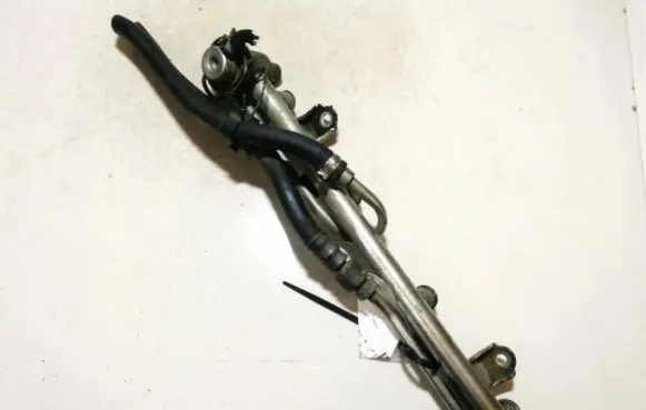 Volkswagen PASSAT B5 Fuel main line pipe 06b133681 118236