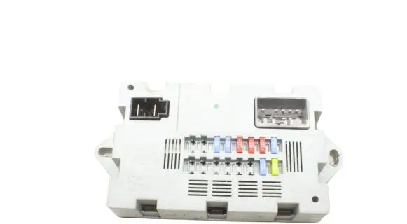 Jaguar XE Fuse module CPLA14Q073AA