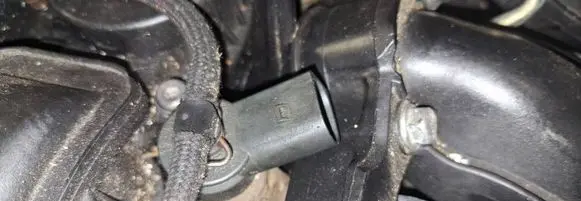 BMW 3 E46 Fuel injector 0445110131