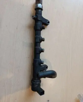 Volkswagen Crafter Fuel main line pipe 057130764AB