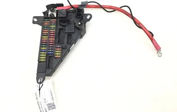 BMW 5 E60 E61 Fuse module 6906619