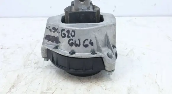 BMW 3 G20 G21 Engine mount bracket 6860490