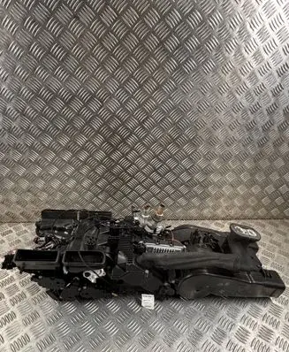 Audi Q7 4M Interior heater climate box assembly 4M0820004