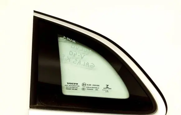 Volvo V40 Rear side window 31386778
