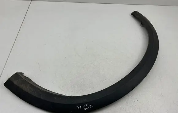 Volvo XC90 Front arch trim 30655181