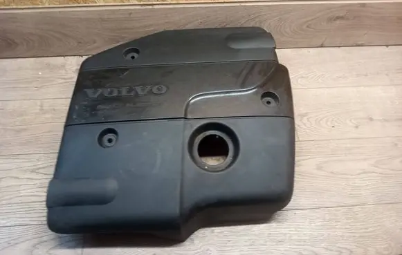 Volvo S40, V40 Engine cover (trim)