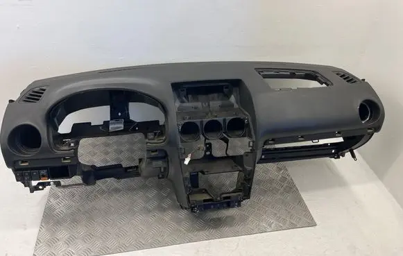 Mazda 6 Dashboard GJ6A6494Y