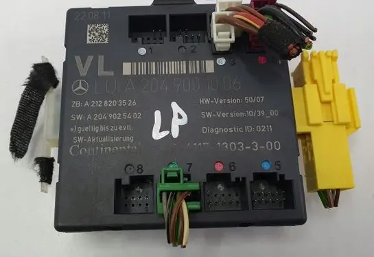 Mercedes-Benz C W204 Door control unit/module A2049001006