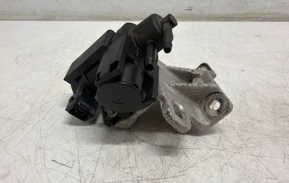 Mercedes-Benz Citan W415 Turbo solenoid valve 149564959R 70181419