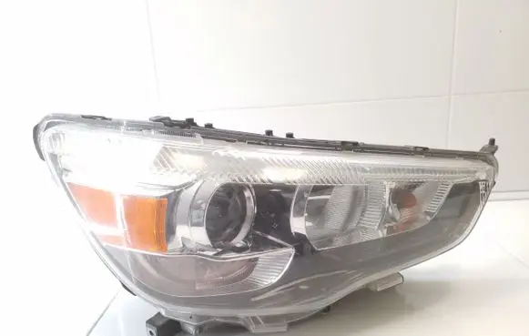 Mitsubishi ASX Headlight/headlamp P9315
