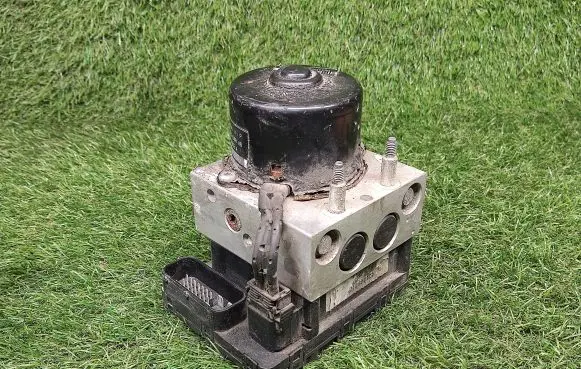 Volkswagen Sharan ABS Pump 7M0614111P 1J0907379D