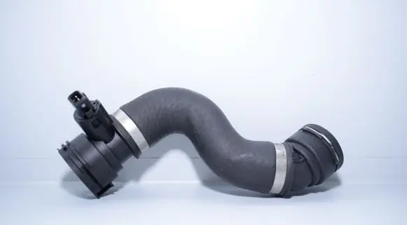 BMW 5 E60 E61 Engine coolant pipe/hose 7521778